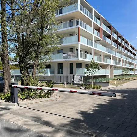 Kapitańskie Kołłątaja 7a *