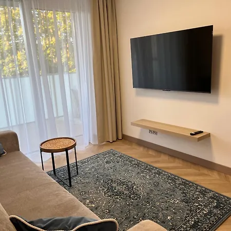 Kapitanskie Kollataja 7a